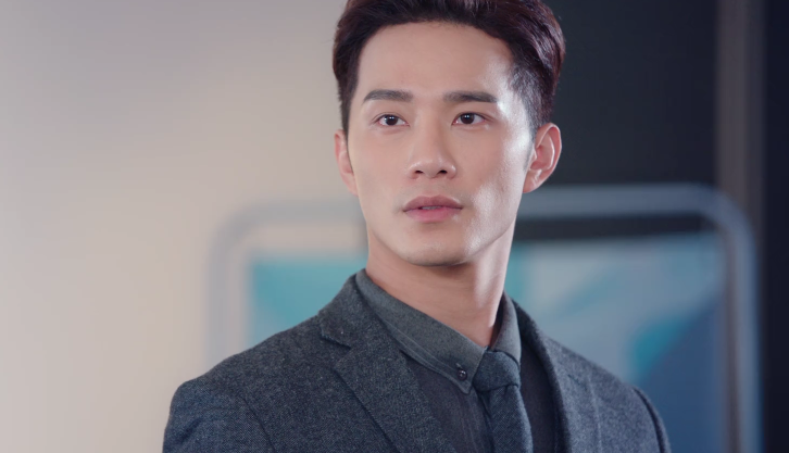 电视剧《外星女生柴小七》正在火热更新中,这部剧由万鹏,徐志贤等演员