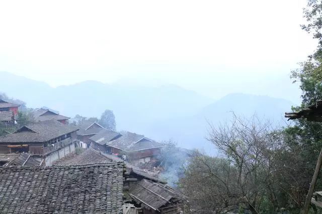 苗族人口分布_这里是苗族人口最多的地区