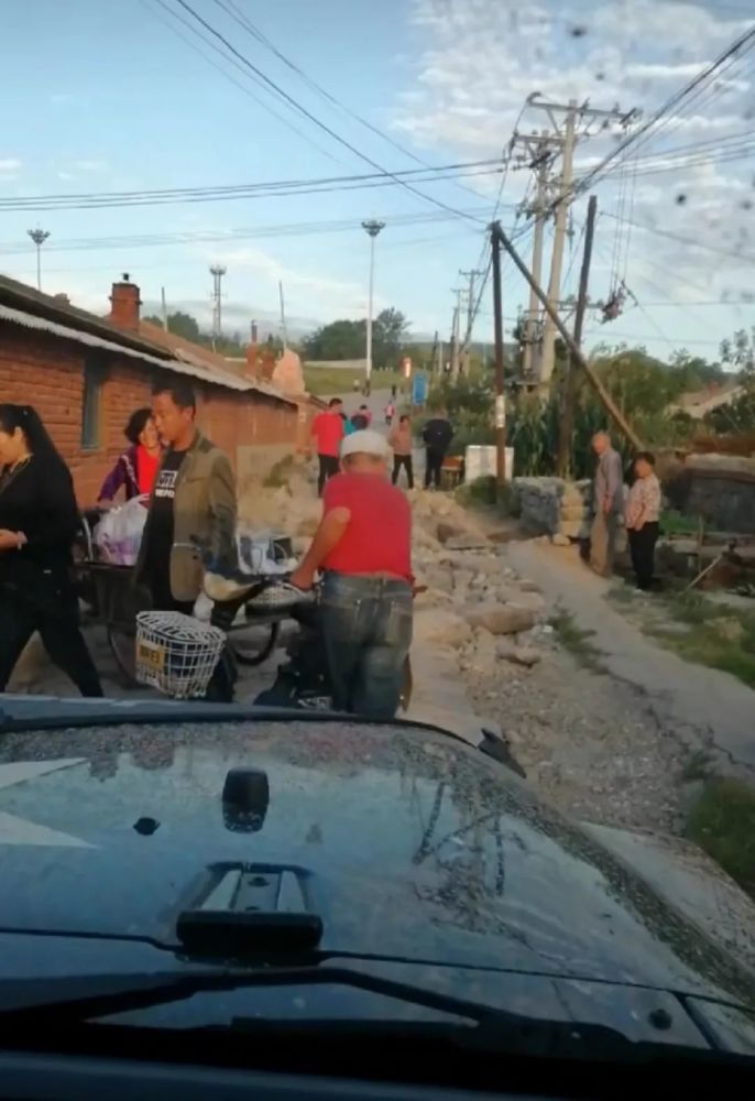 建昌县通往轿顶山道路开始维修改造,施工期间禁止一切车辆通行!