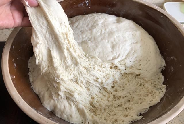 面粉如何发酵?记住"这3个"步骤,面粉8分钟溢满全盆松软香甜