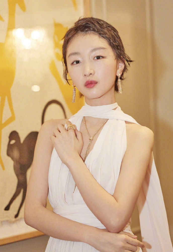 娱乐圈4大1992年出生的女明星,你最看好谁的发展?