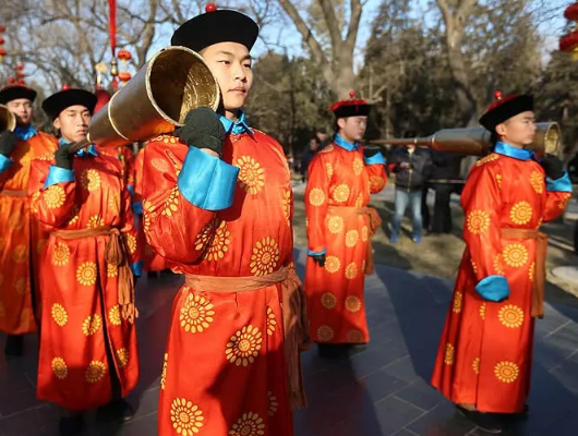 蔡徐坤古装写真是公公服还是乐师服专业人士给出答案