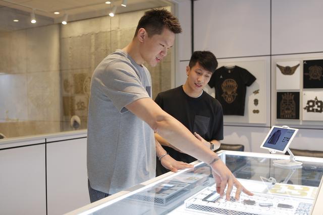 亚洲最大旗舰店成都开业 AJ开启新篇章