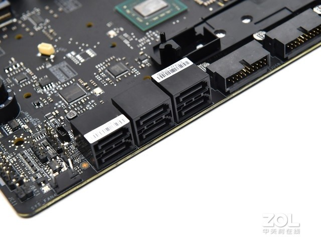 售价7777元的主板好在哪微星x570超神板评测