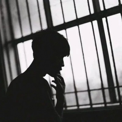 零五后·原宿·情侣头像,一左一右"超恩爱",00后早已设置