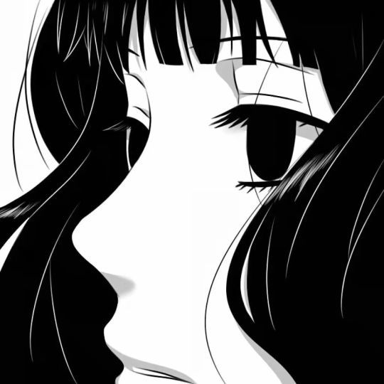 暗黑系动漫女生头像看一眼就心动
