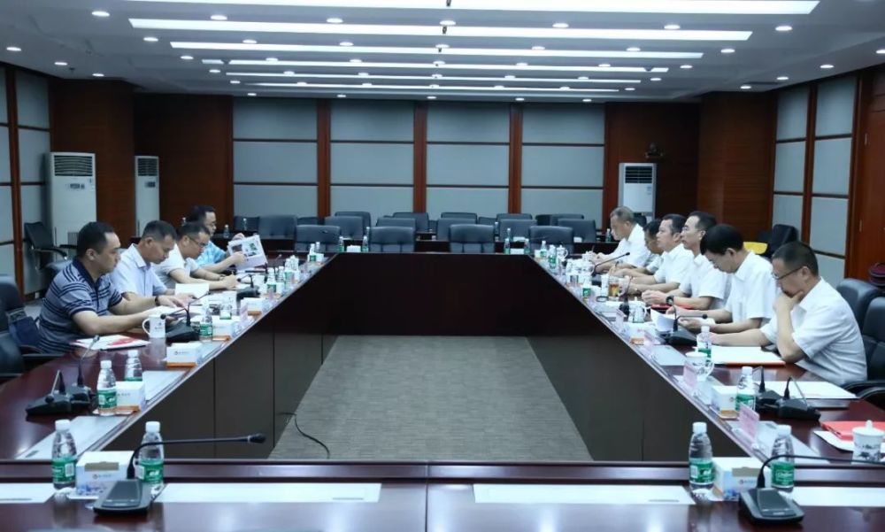 刘庆宁副部长到柳州金融集团调研