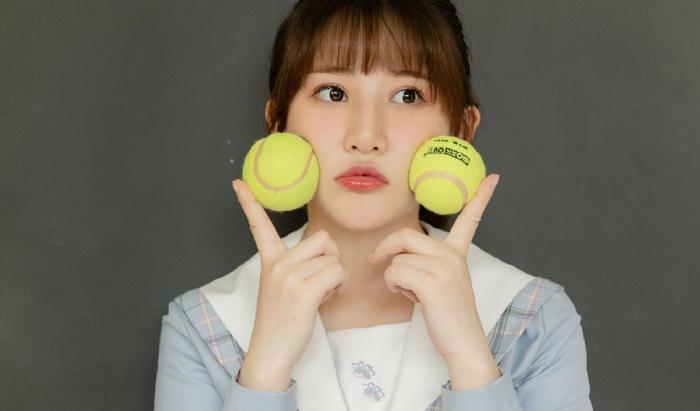 《奇葩说》马剑越晒写真,5套造型日系少女风,一点不像"孕妈"