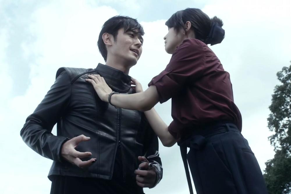 第一个是伏井出k.他是捷德奥特曼中的大反派,很多的事情都是因他而起.