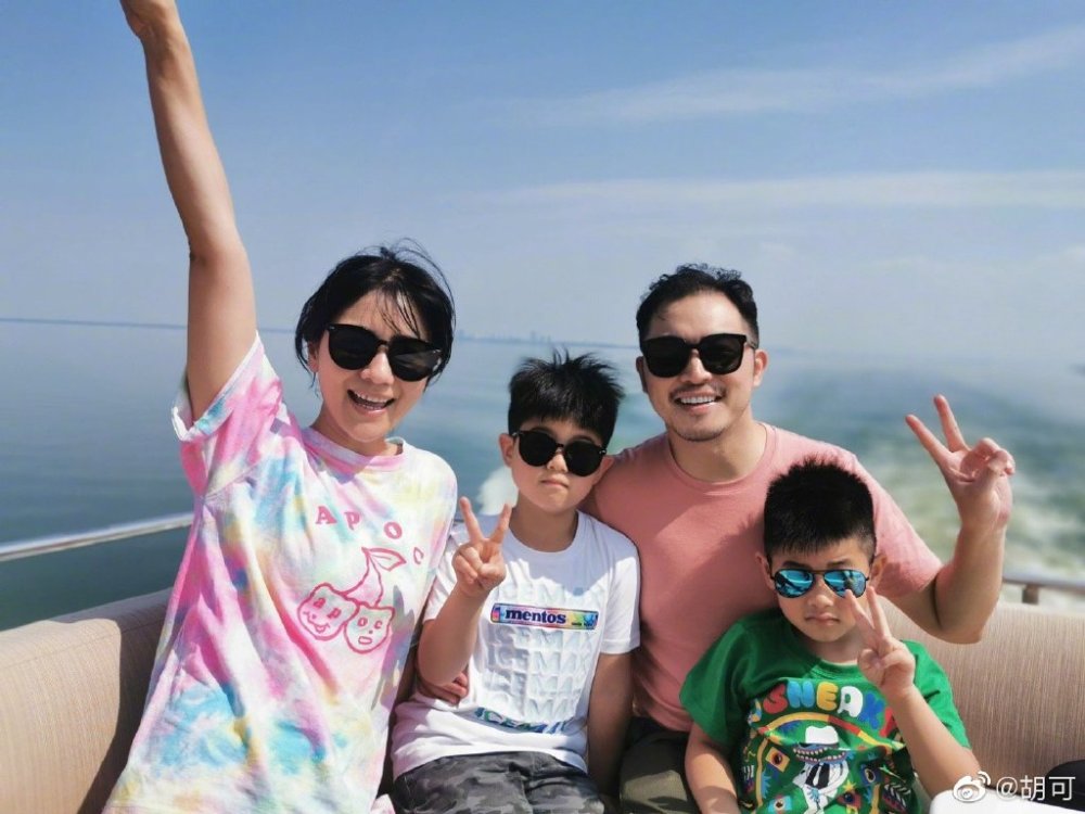 安吉|胡可称儿子安吉为“男朋友”引热议，也玩“童言无忌”？