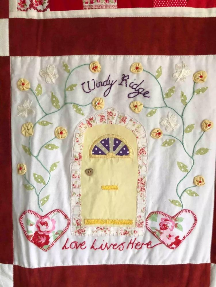 伊丽莎白.林赛|“长城床罩”制作者的故事