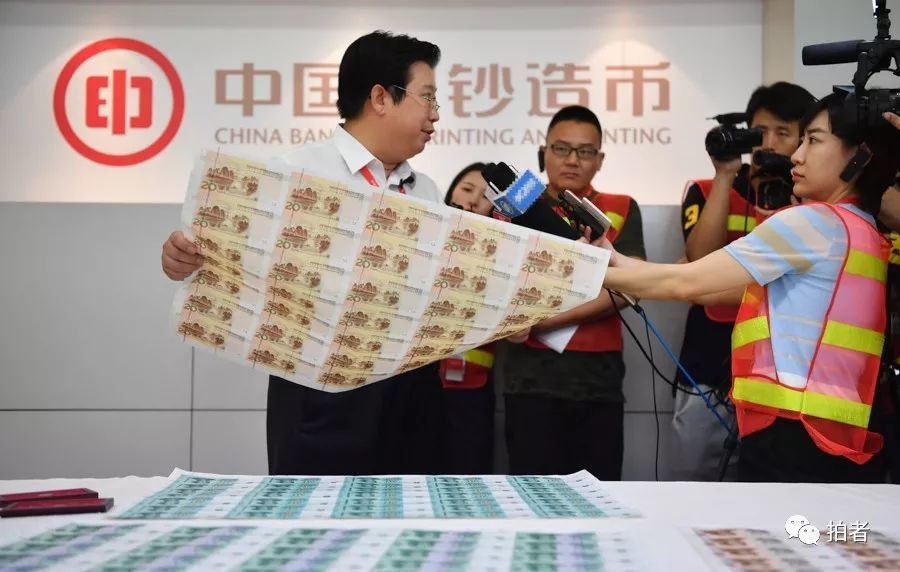 現在印刷名片用什么機器_上海市印刷招名片工_印刷名片的機器多少錢