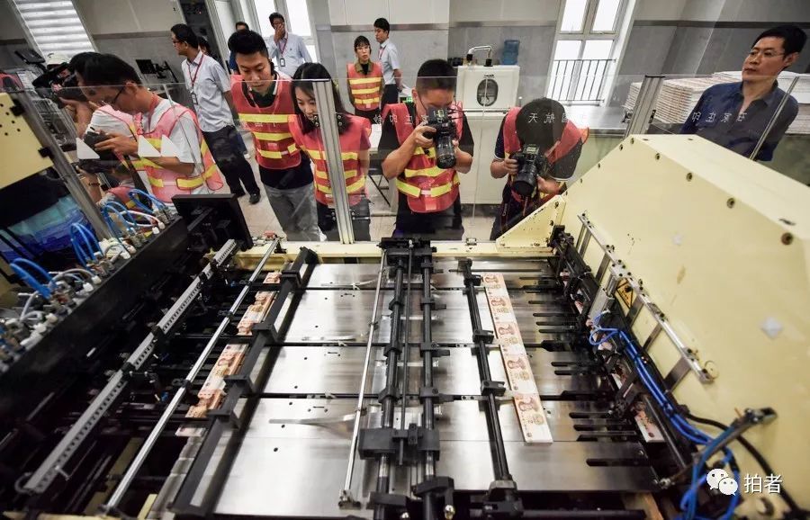 上海市印刷招名片工_印刷名片的機器多少錢_現在印刷名片用什么機器