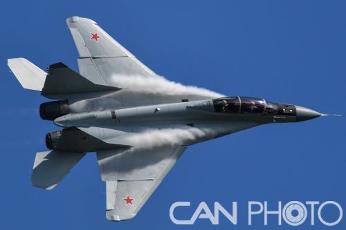 首次公开静态展示俄第五代战机苏-57,伊尔-112v轻型军用运输机和其他