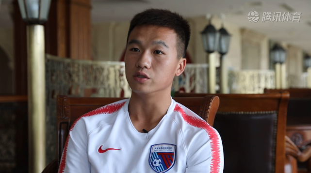 专访国脚姚均晟:看别人进国足自己会思考 95一代实力还不够硬