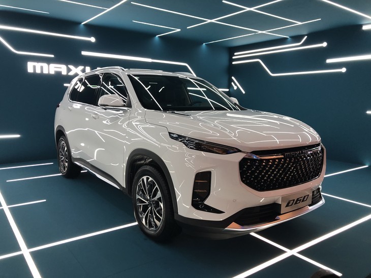 上汽maxusd60全民推荐款车型售998万起搭l25级自动驾驶