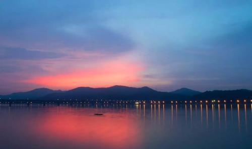 浙江最大的地级市,下辖1市1区7个县