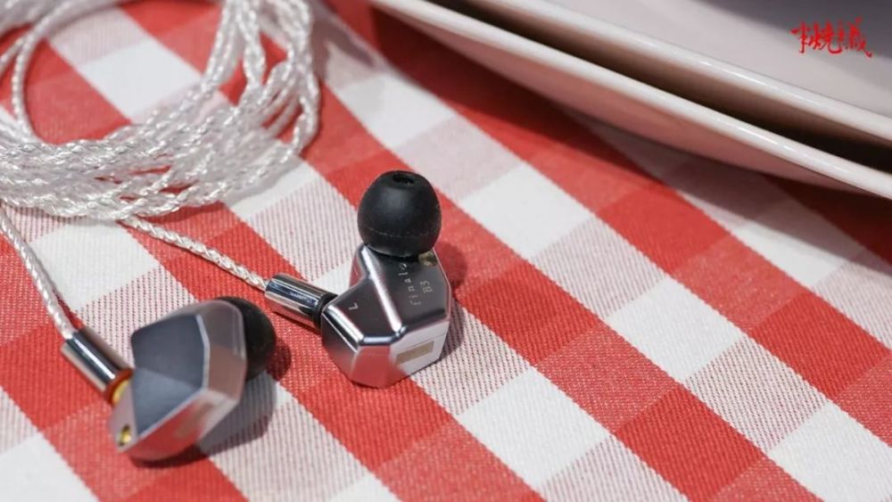 有感染力的流行乐手finalb3