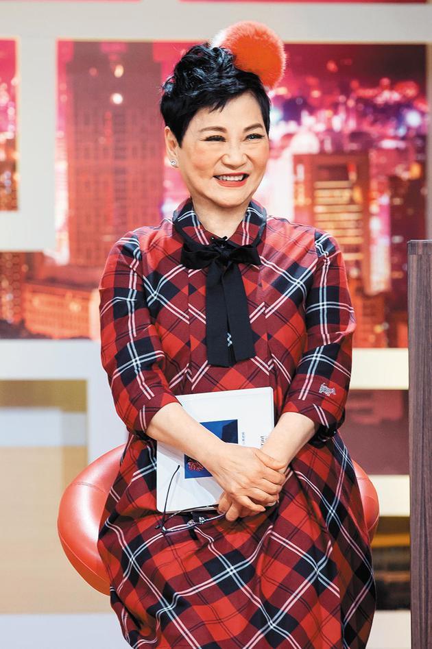 张小燕获金钟终身成就奖