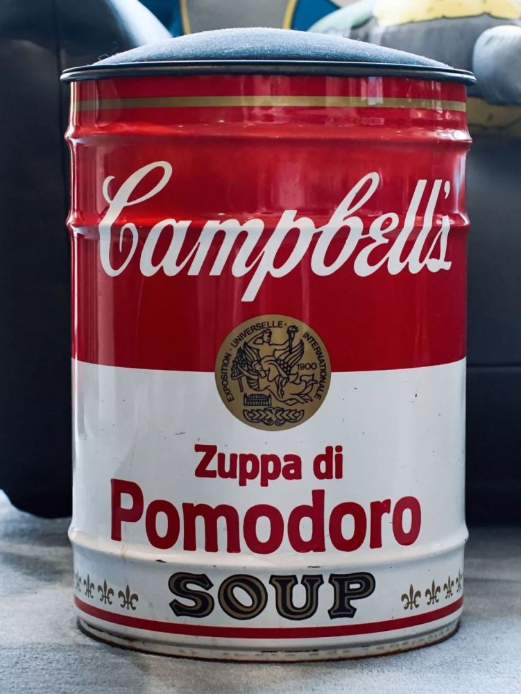 玩具|他在西湖边买200㎡豪宅，4年不住人，堆满的玩具总价超房子