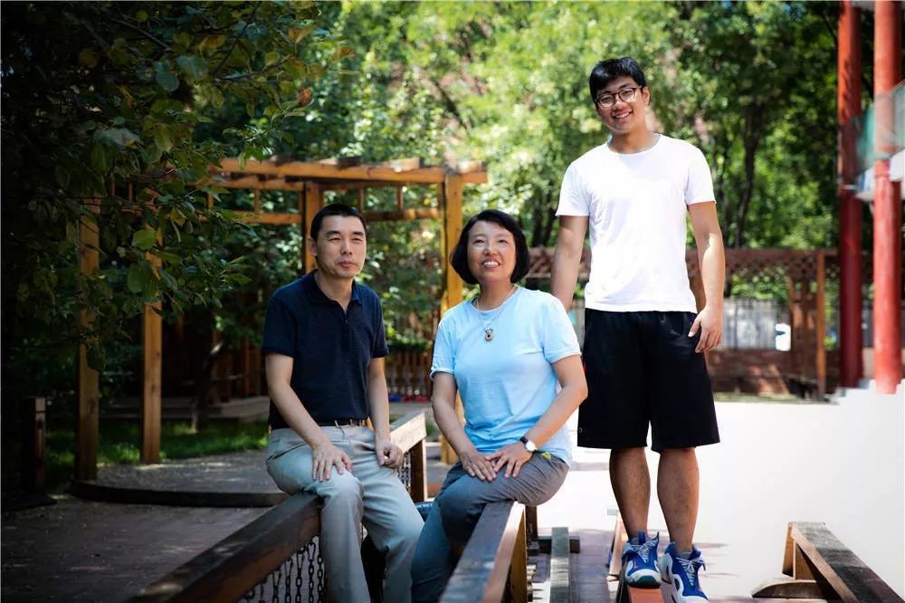 李跃儿:带着安然的心去支持孩子度过困难和坎坷_腾讯新闻