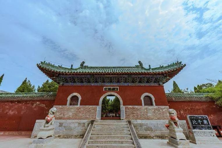 楼,香泉寺等人文景观 还有民国大总统徐世昌家祠 国家4a景区比干园林