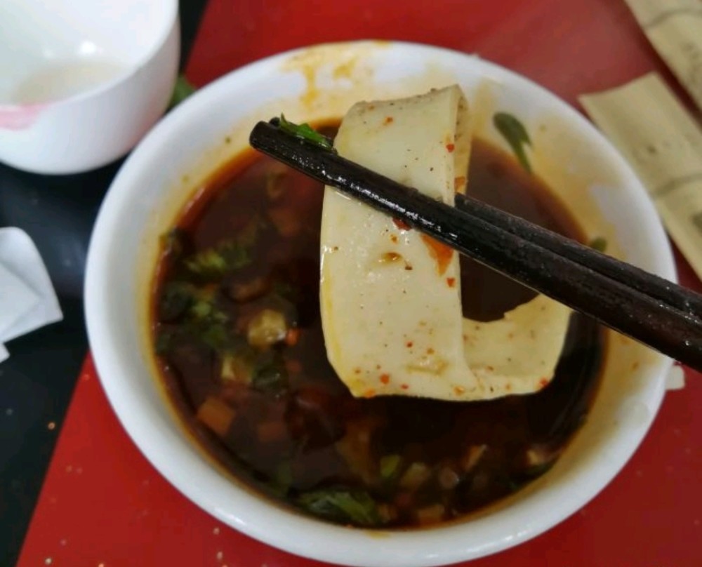 黄喉不黄也非喉 吃货眼中更不是宠物龟 三口黄喉亮堂堂