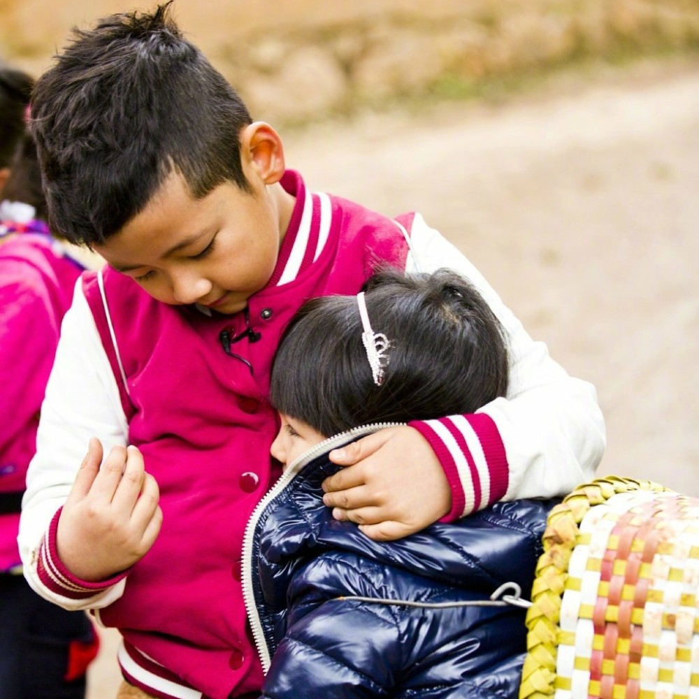 爸爸去哪儿萌娃合体时隔5年的重聚孩子们大变样