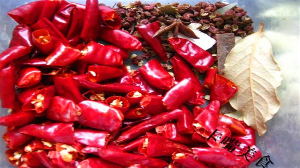 湖南又一道经典湘菜 知道真相的你可能不敢吃