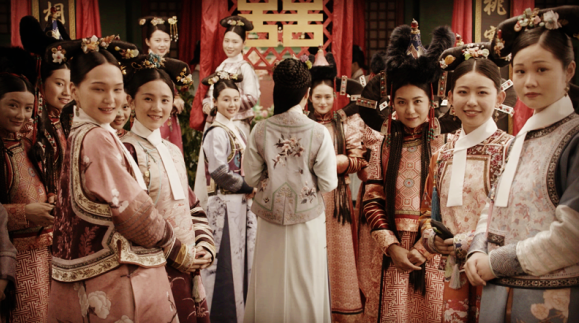 乾隆共立过三个皇后这三个皇后最爱的是谁每个皇后结局如何