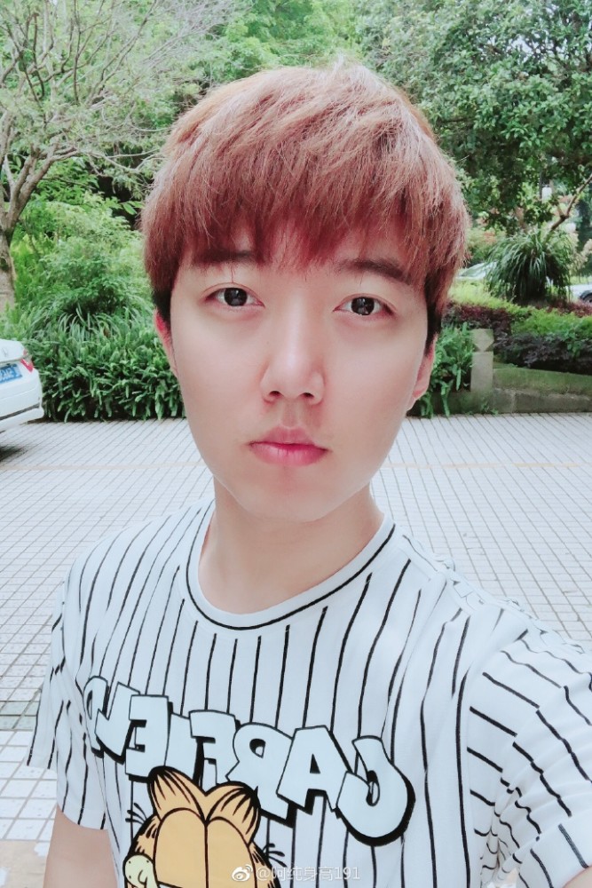 抖音阿纯为何爆火原因离不开歌手张一鸣更离不开图4