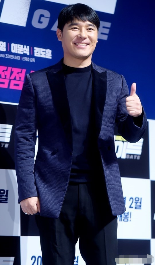 9月开始回归大战:脸红的思春期转型,zico能否横扫榜单?