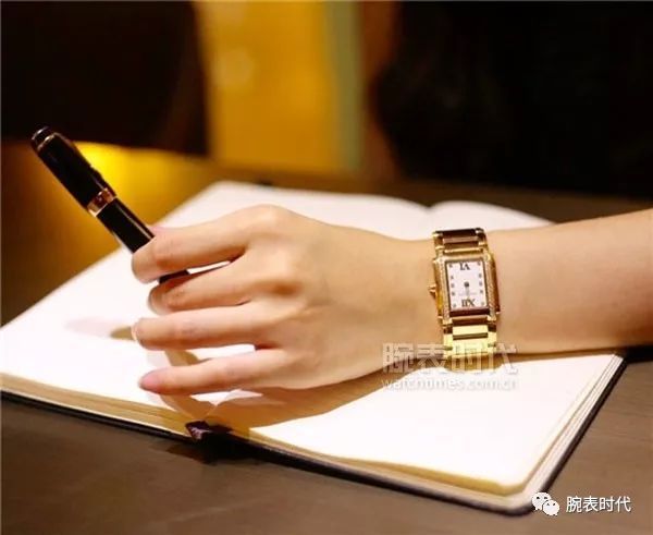 戴表的女人 是怎样的女人