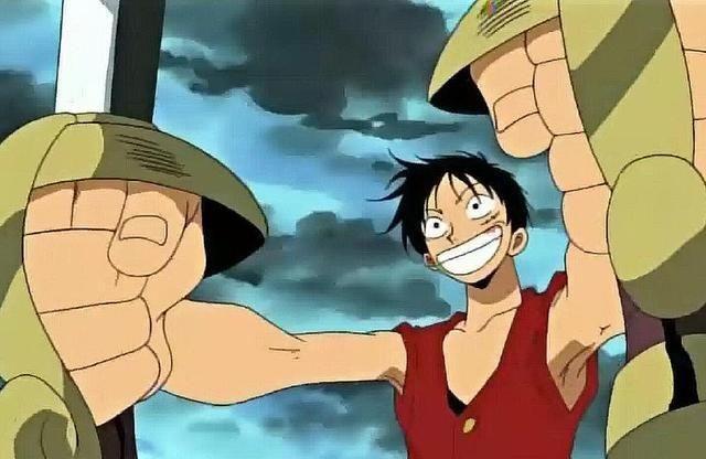 海贼王:路飞的四把刀,索隆一把都不敢用,哪怕是打赢七武海的刀