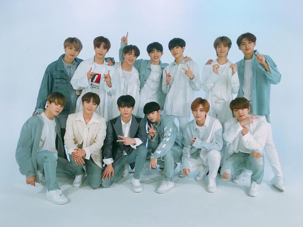 他是把已经出道的男团给打乱了,把组合中的ace都聚在了一起,重新组成