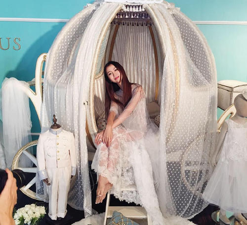 cba最美太太,孙悦超模老婆陈露