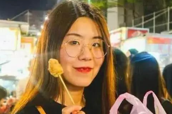 支付宝锦鲤_锦鲤支付宝女孩中奖_锦鲤支付宝信小呆获奖清单