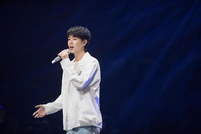 《声入人心》王嘉欣哽咽谈从未登重唱舞台 遗憾中激励前行