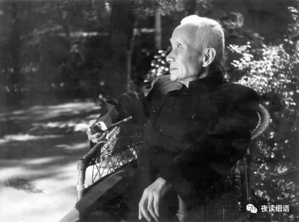 给青年的十二封信朱光潜路要向上走心先向下沉