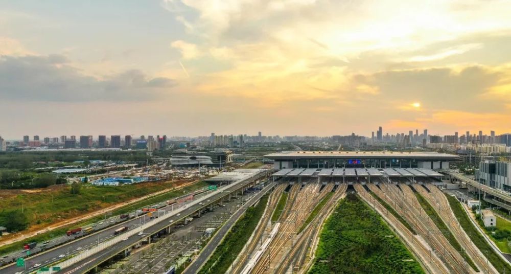 南站南广场建成后将极大提升合肥铁路枢纽的通行能力,进一步方便市民