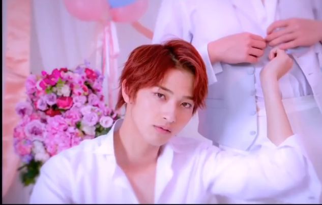 高甜电影《邻居同居2》:和两个校草同居发生三