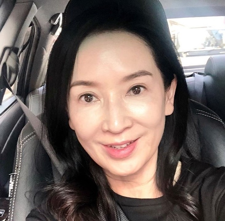 最美觀音龔慈恩兩任丈夫都出軌現任老公熱吻女總裁曝婚外情