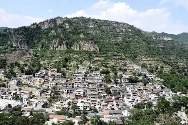 打开腾讯新闻,查看更多图片 >涉县禅房村2019年成为第五批列入中国