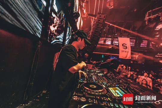 即刻电音亚军antigeneral成都小伙自学成才