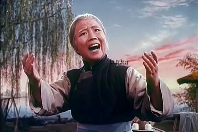 万一英,70年代演沙奶奶走红,晚年却成"阿庆嫂",70岁去世_腾讯新闻