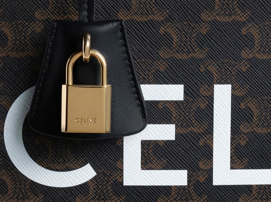 这只包包来自celine的全新复古系列,带有celine的老花logo,从搭配到