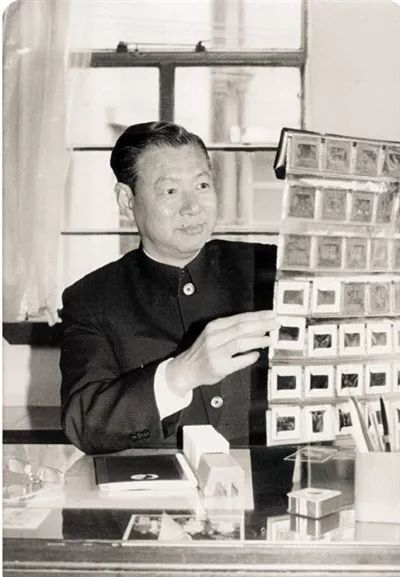 陈中伟接起一个新世界