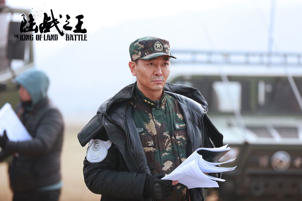 王雷和陈晓携手飙戏《陆战之王》,剧情评价不一解锁坦克兵成长史