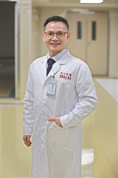 解惑专家:吴良才 中山大学附属第六医院皮肤科主任大洋网讯 刚结束不