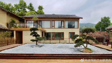 云端觅境民宿坐落在丽水市松阳县西坑村一个让摄影师痴迷的地方